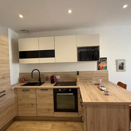 Apartment T2 - *